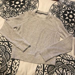 Lululemon crewneck